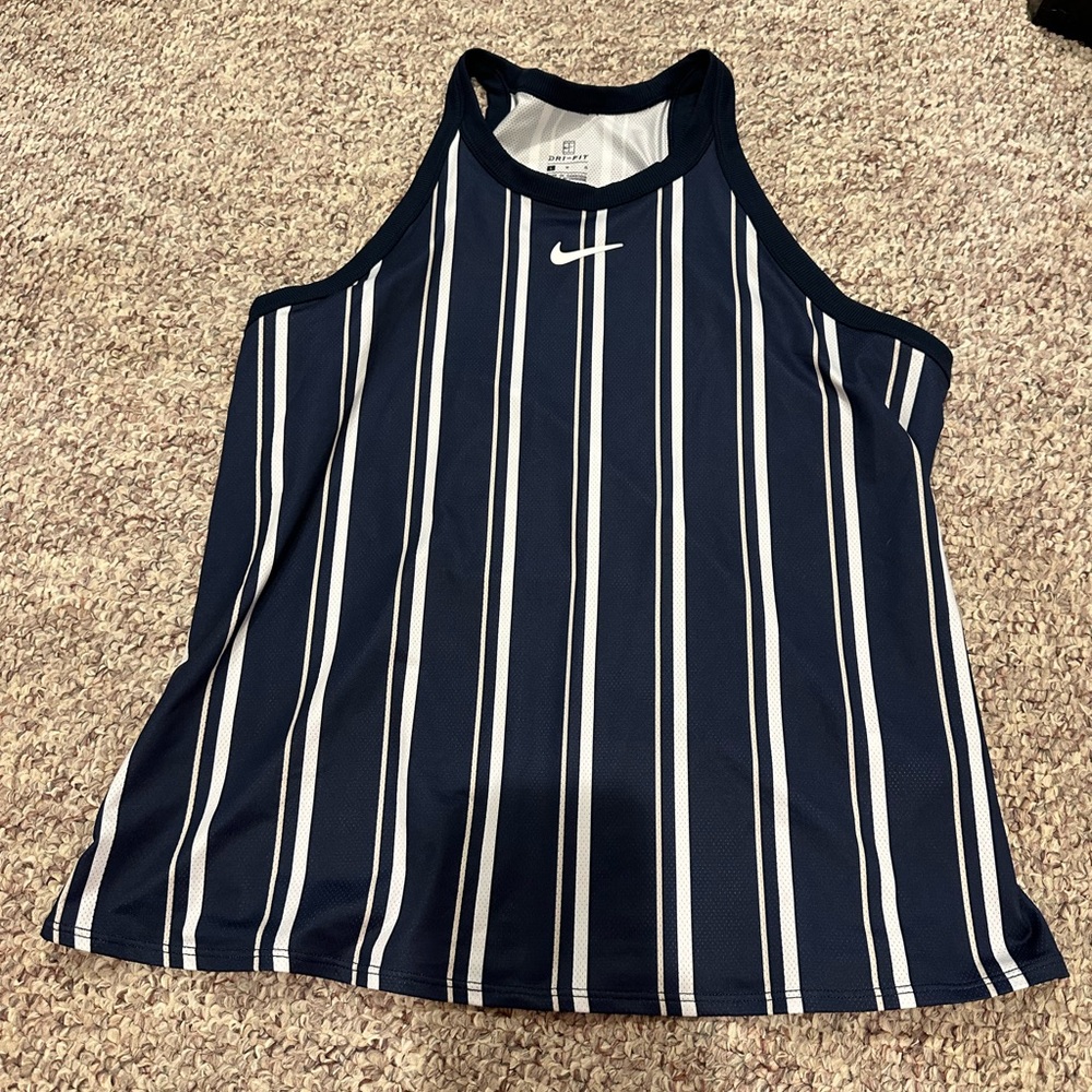 nike tank top